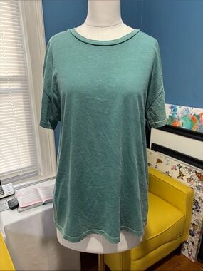 Relaxed Crewneck Tee in Teal Green